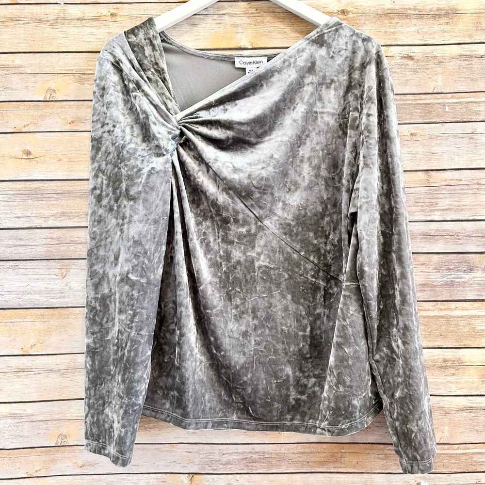 Calvin Klein Blouse Women’s Size XL Silver Crushed Velvet Asymmetrical NWT